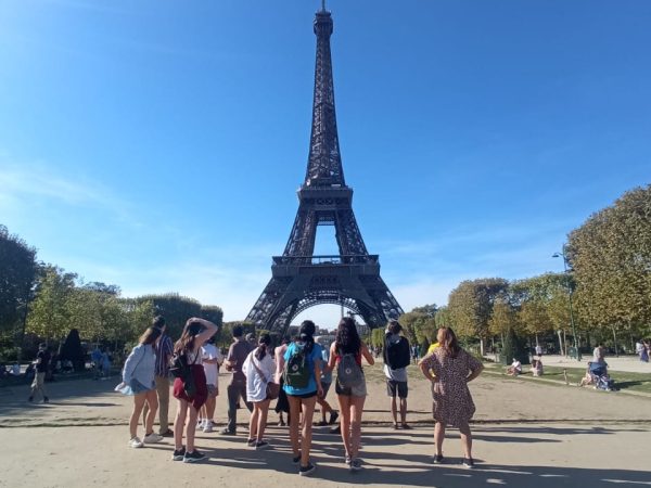 Gira 2022: «Recorrido por el Rio Sena y Visita a la Torre Eiffel»