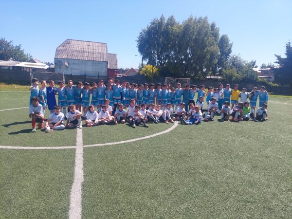 Partido amistoso de fútbol con el Colegio Osorno College