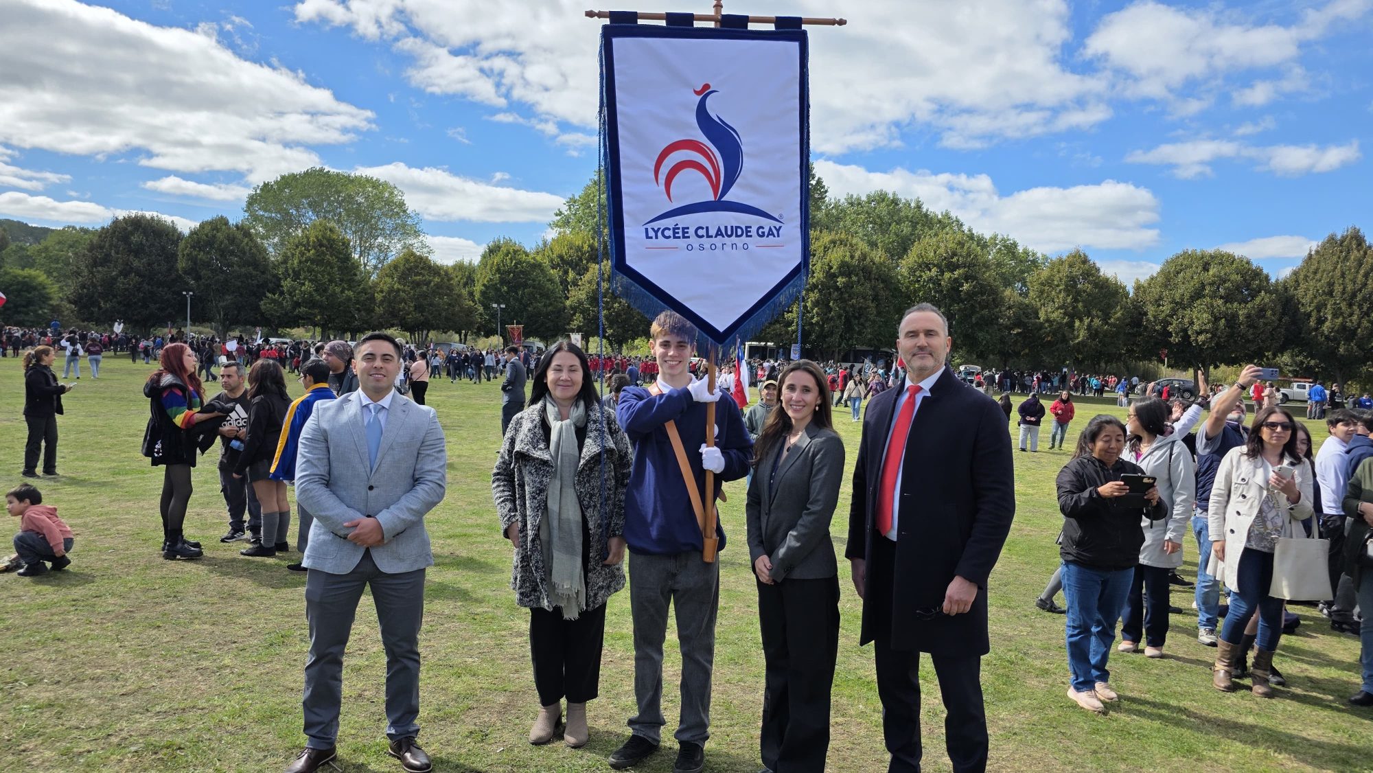 Lycée Claude Gay presente en el aniversario 468 de Osorno